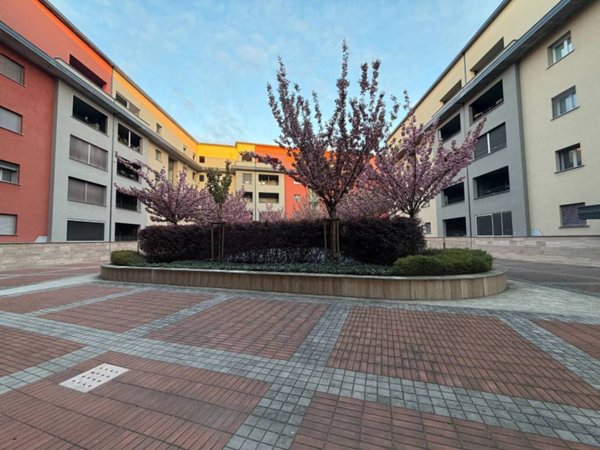 appartamento in vendita a Milano in zona Affori