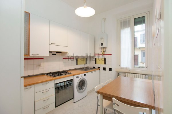 appartamento in vendita a Milano in zona Bocconi