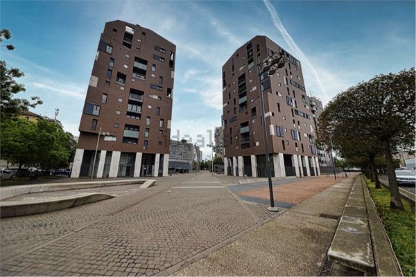appartamento in vendita a Milano in zona Il Portello