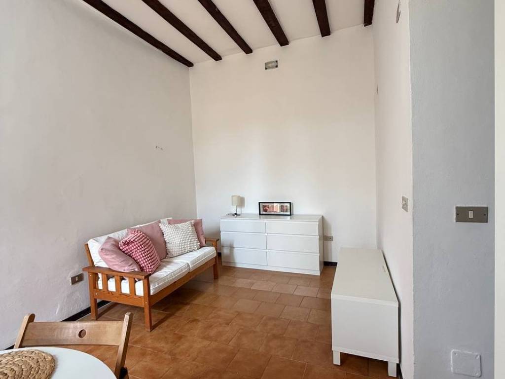 appartamento in vendita a Milano in zona XXII Marzo