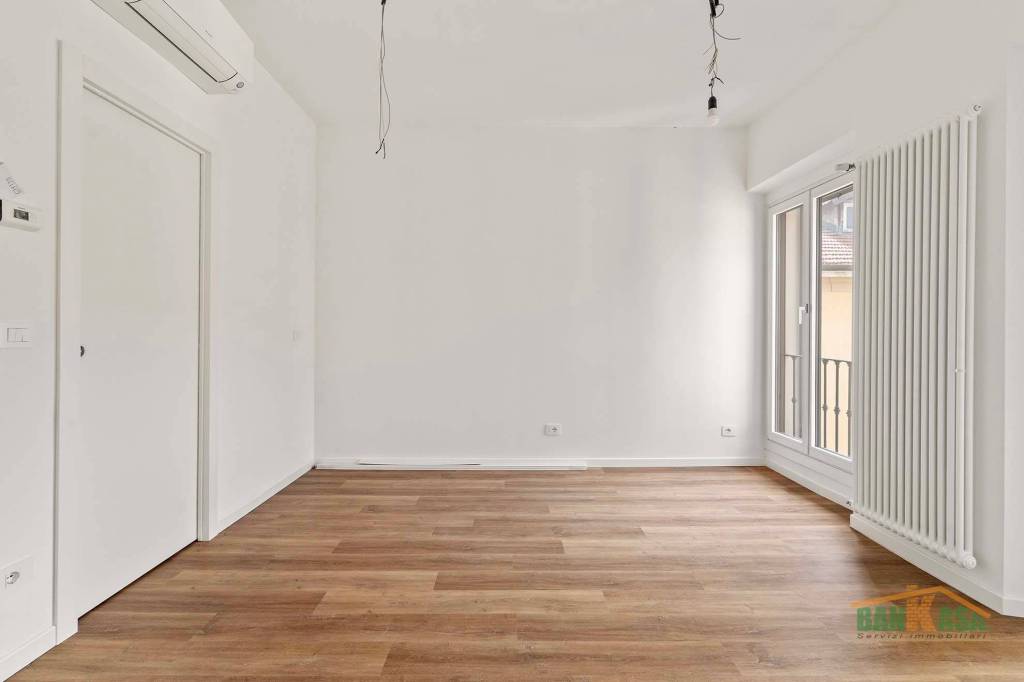 appartamento in vendita a Milano in zona Porta Nuova