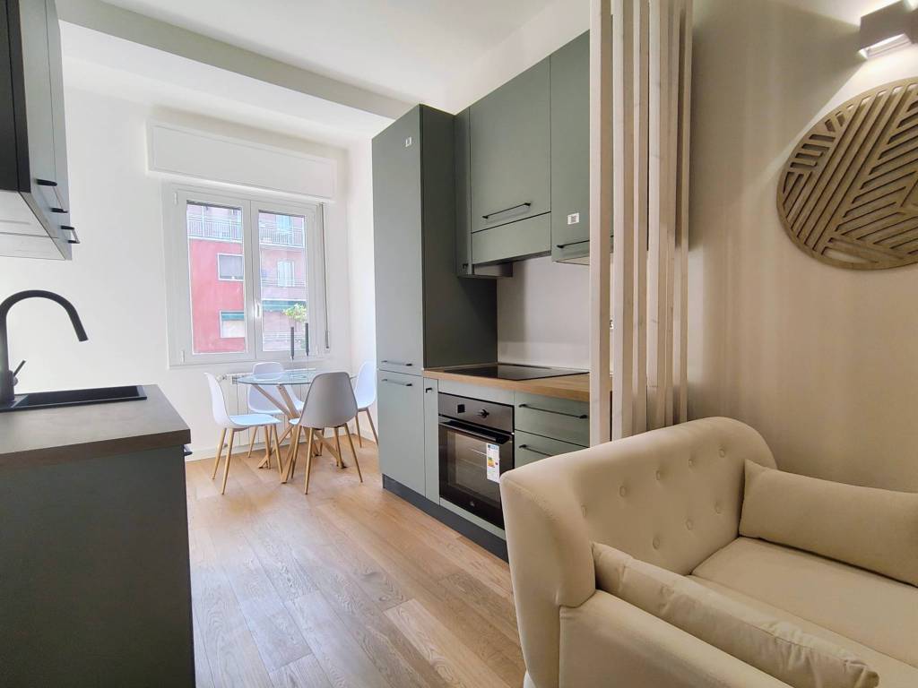 appartamento in vendita a Milano in zona Piazzale Lodi