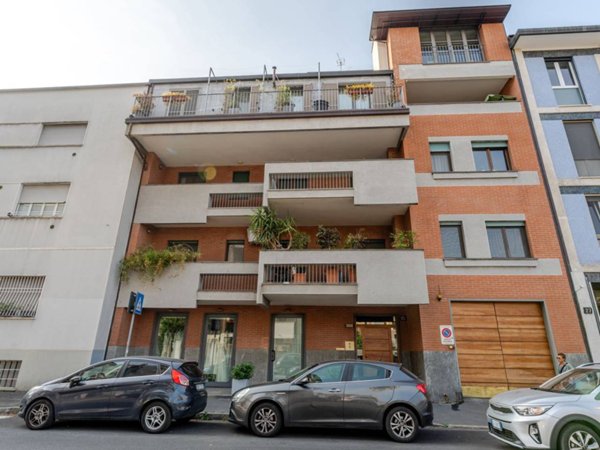 appartamento in vendita a Milano in zona Vigentino