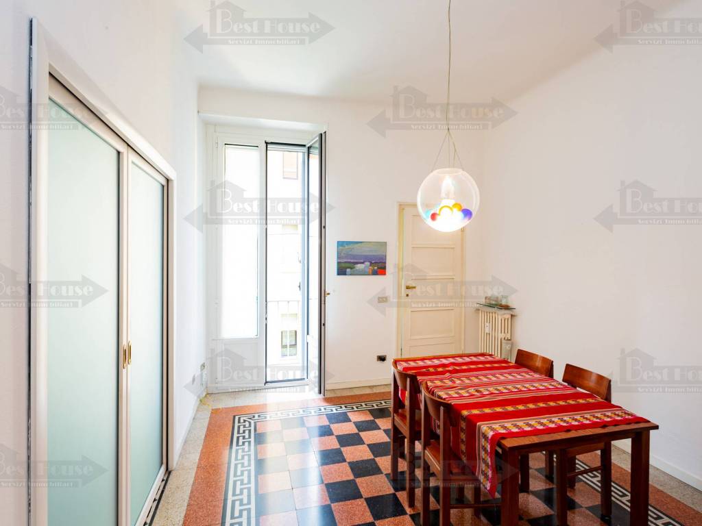 appartamento in vendita a Milano in zona Città Studi