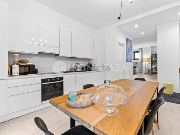 appartamento in vendita a Milano in zona Maggiolina