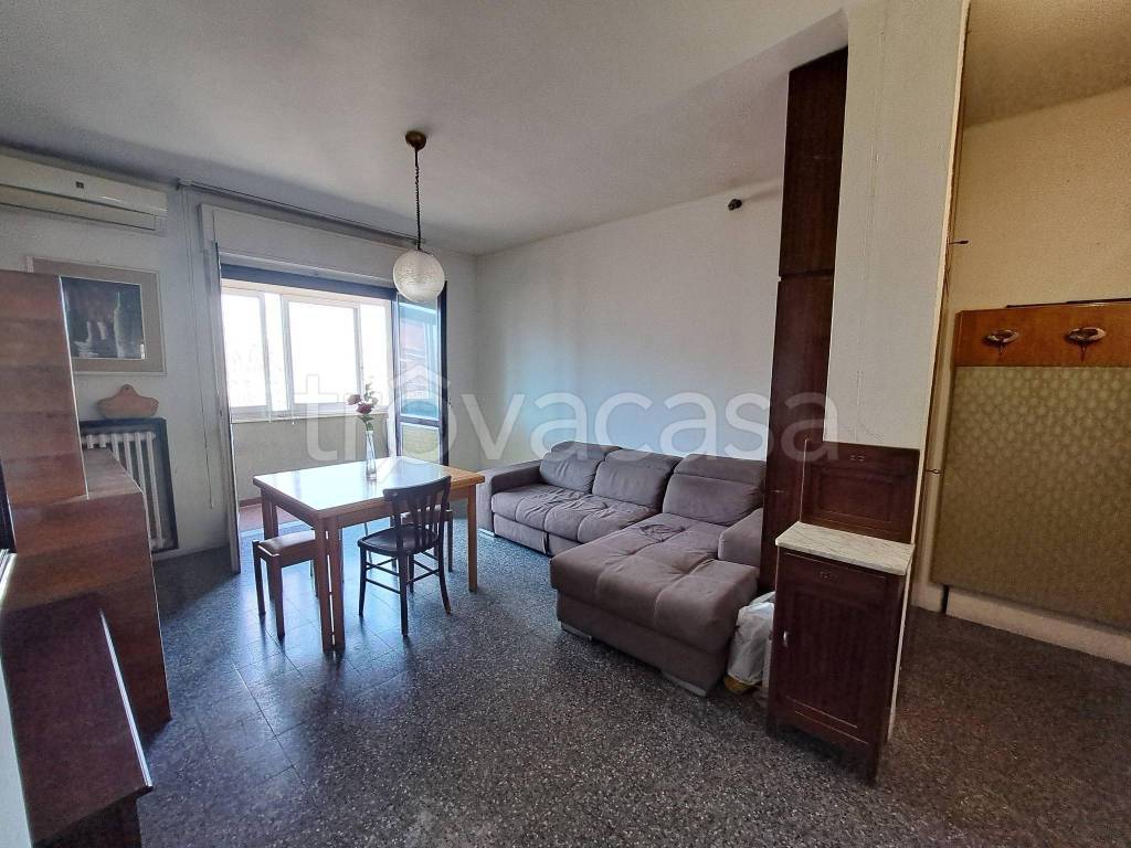 appartamento in vendita a Milano in zona Vialba