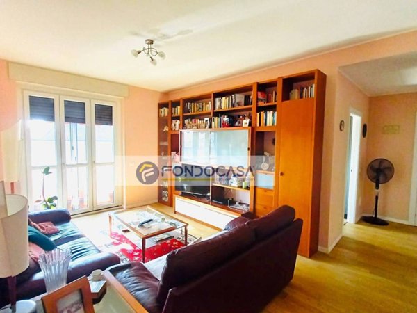 appartamento in vendita a Milano in zona Piazzale Lodi