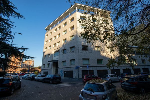 appartamento in vendita a Milano in zona Piazzale Lodi