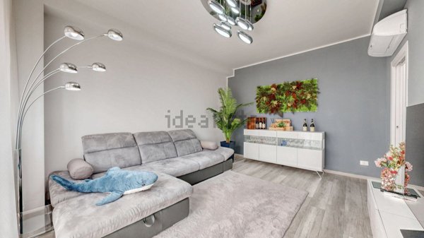 appartamento in vendita a Milano in zona Greco