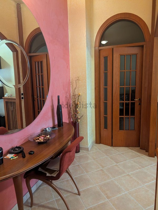 appartamento in vendita a Milano in zona Corvetto