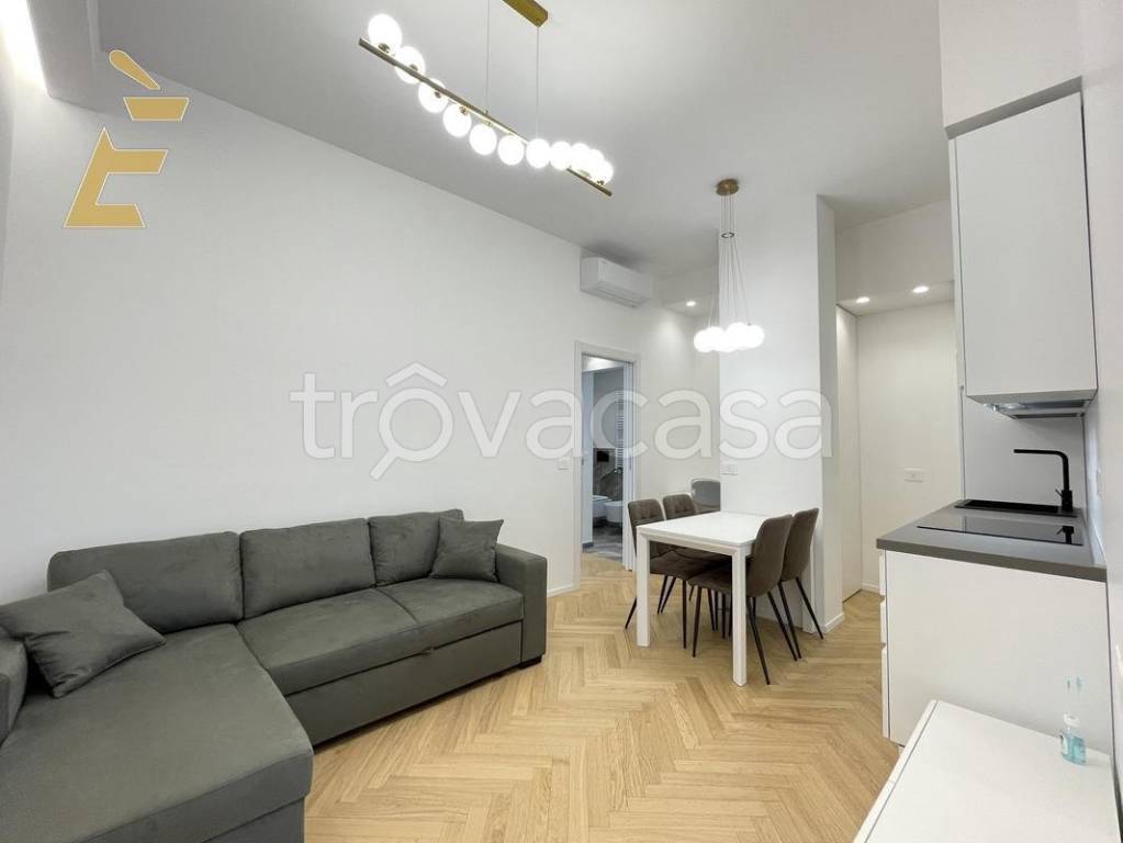 appartamento in vendita a Milano in zona Lorenteggio