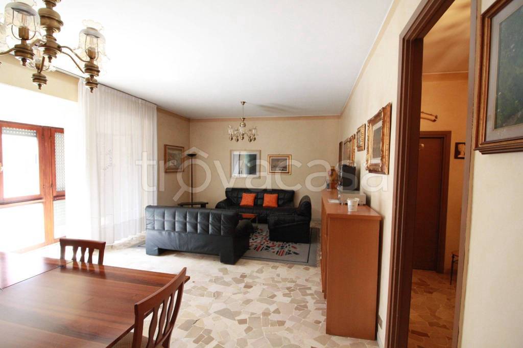 appartamento in vendita a Milano in zona Affori