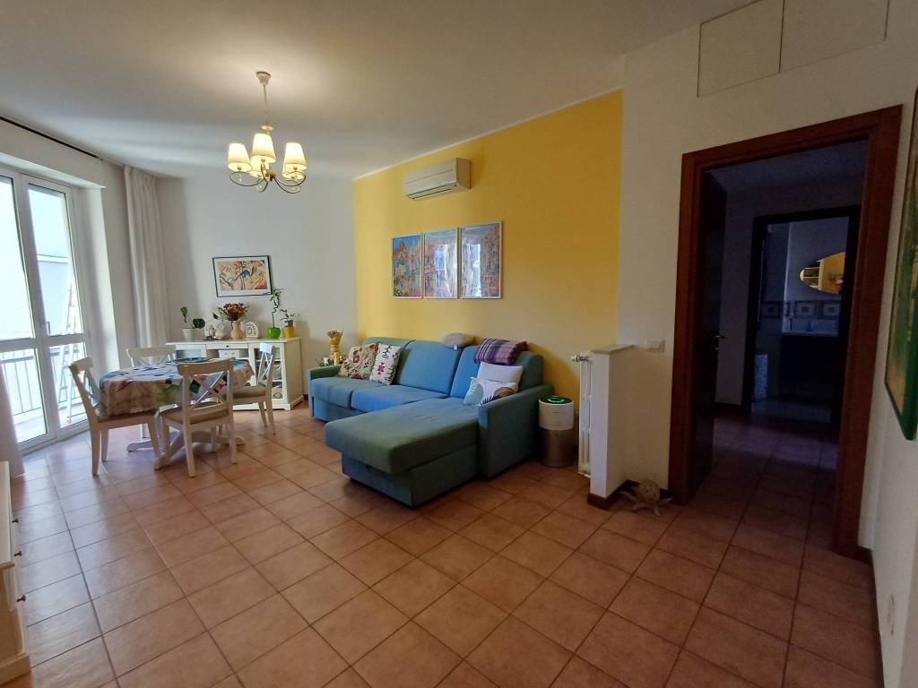 appartamento in vendita a Milano in zona Porta Vittoria