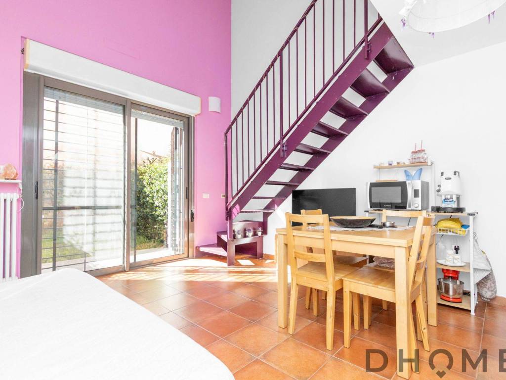 appartamento in vendita a Milano in zona Lorenteggio