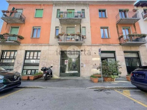 appartamento in vendita a Milano in zona Affori