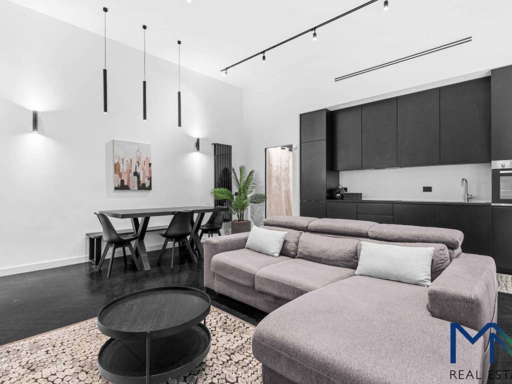 appartamento in vendita a Milano in zona Centro Direzionale