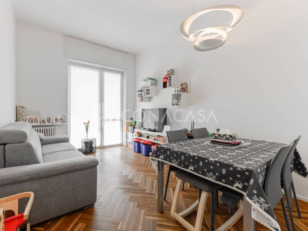 appartamento in vendita a Milano in zona Maggiolina