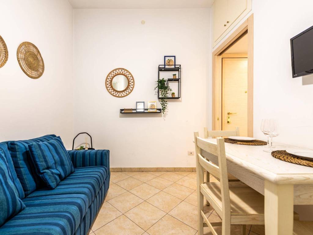 appartamento in vendita a Milano in zona Città Studi