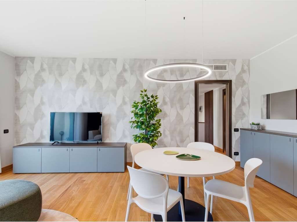 appartamento in vendita a Milano in zona Sempione