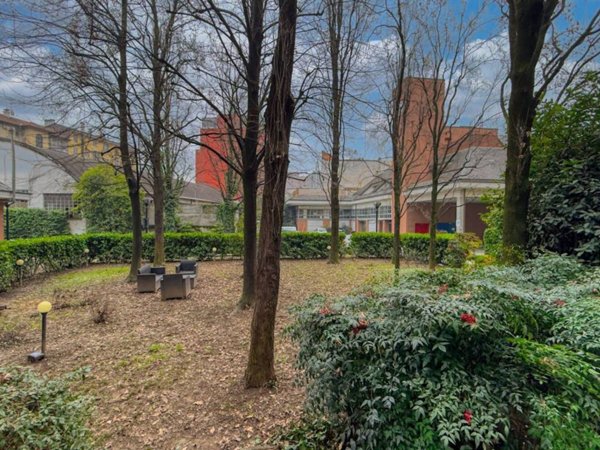 appartamento in vendita a Milano in zona Città Studi