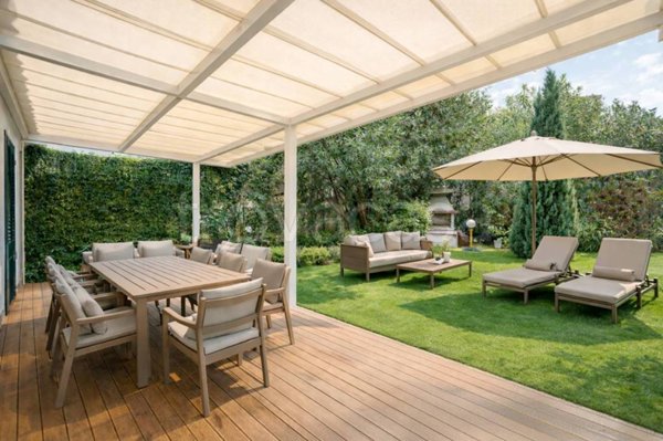 casa indipendente in vendita a Milano