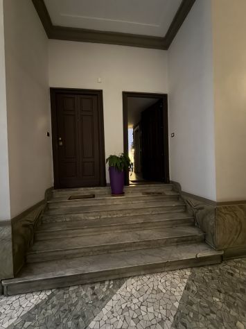 appartamento in vendita a Milano in zona Sempione