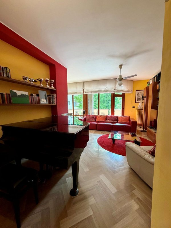 appartamento in vendita a Milano in zona Città Studi