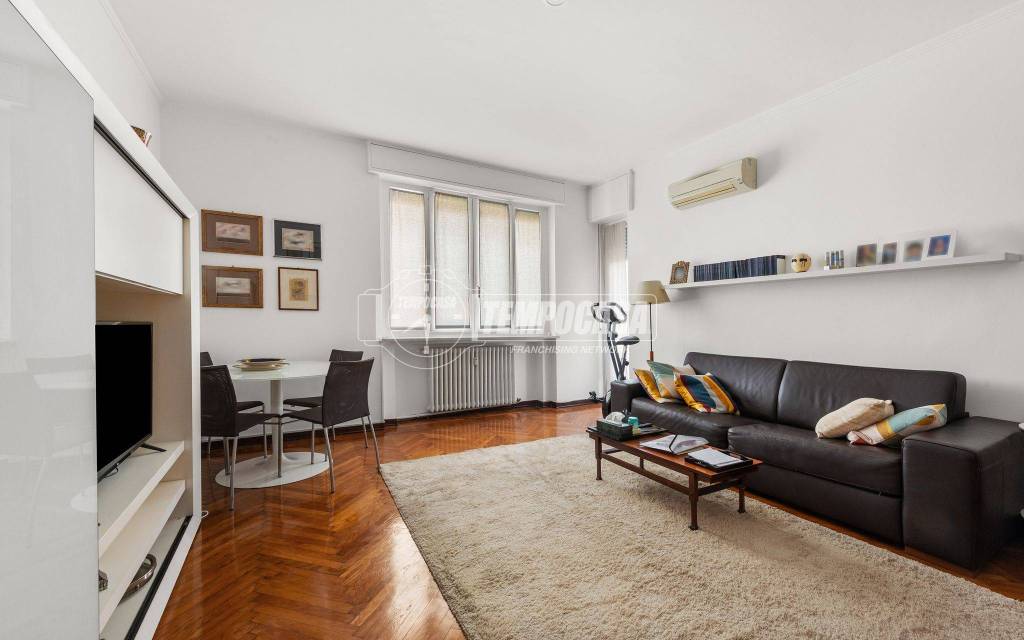 appartamento in vendita a Milano in zona Città Studi