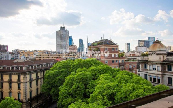appartamento in vendita a Milano in zona Centro Direzionale