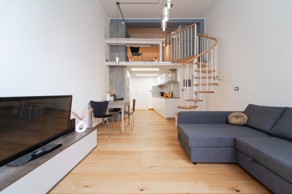 appartamento in vendita a Milano in zona Casoretto