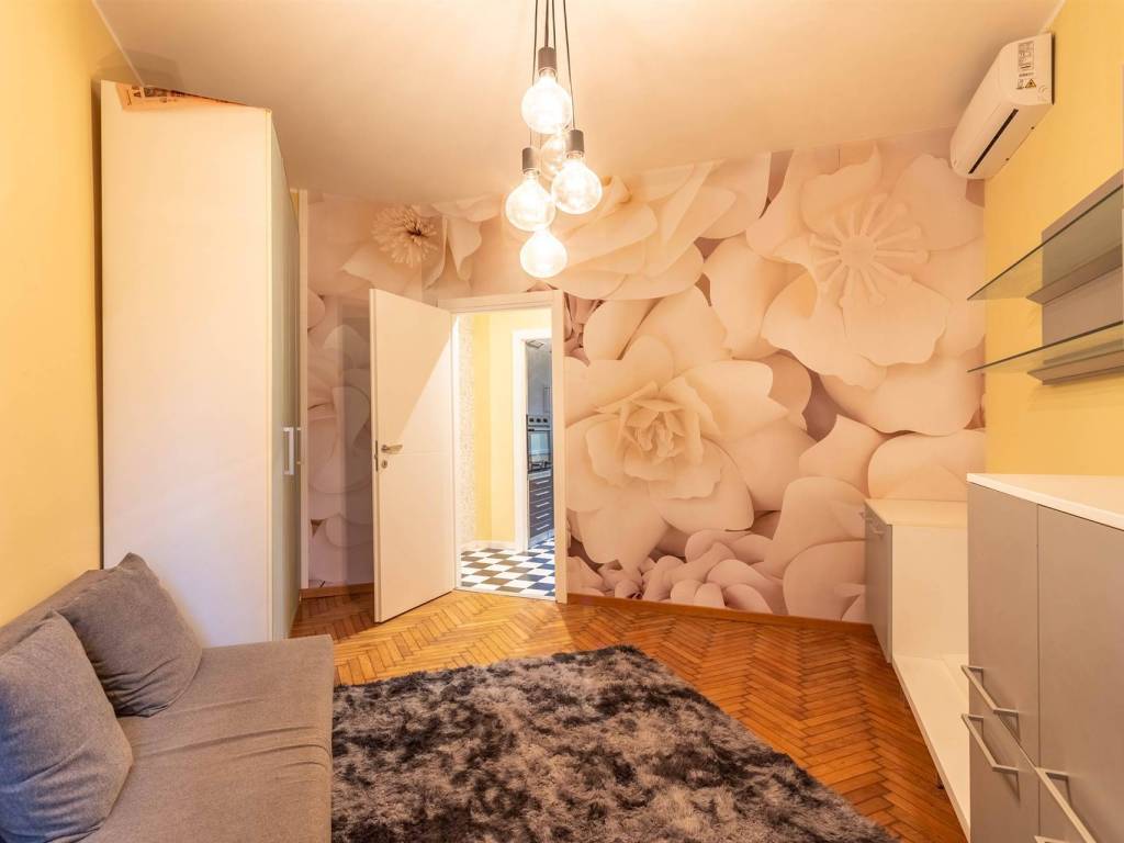 appartamento in vendita a Milano in zona Corvetto