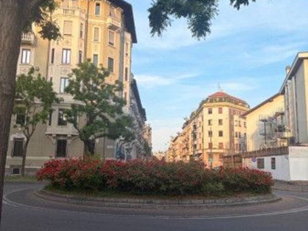 appartamento in vendita a Milano in zona Sempione