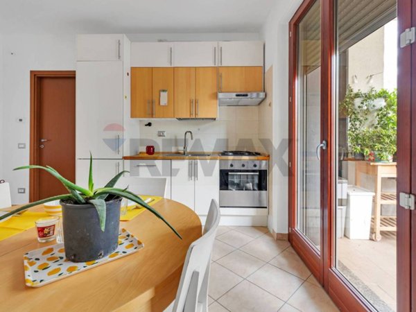 appartamento in vendita a Milano in zona Rogoredo