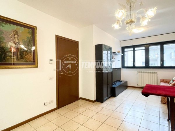 appartamento in vendita a Milano in zona Lambrate