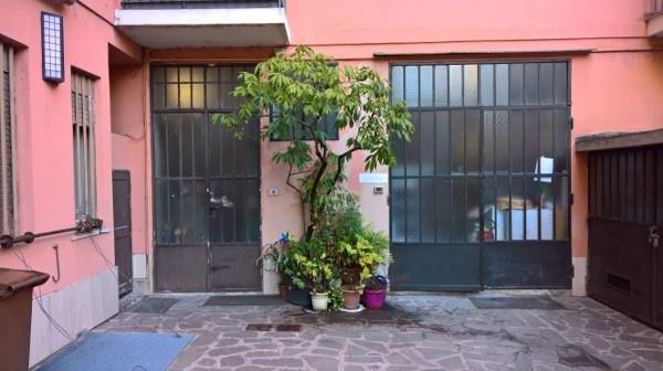 ufficio in vendita a Milano in zona Solari