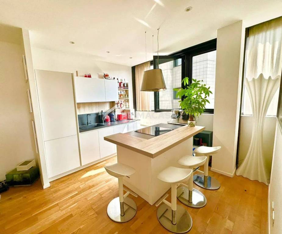 appartamento in vendita a Milano in zona Vigentino