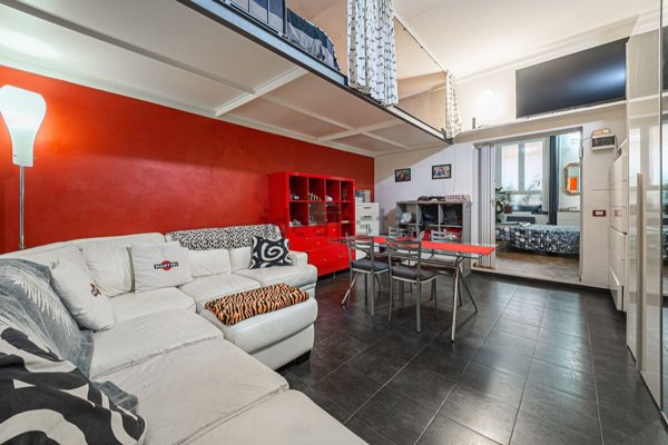 appartamento in vendita a Milano in zona Sempione