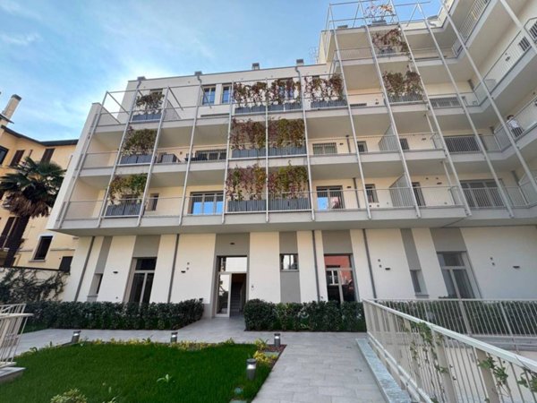 appartamento in vendita a Milano in zona Chiesa Rossa