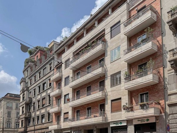 appartamento in vendita a Milano in zona Centro Direzionale