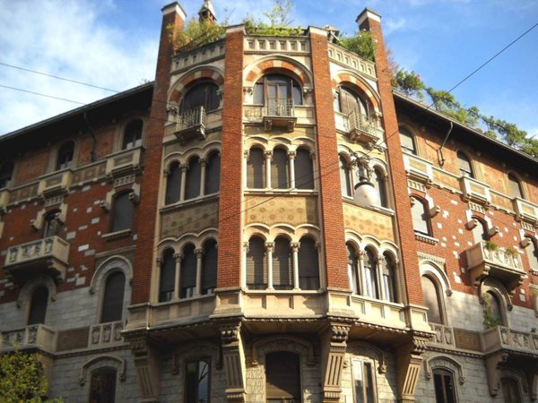 appartamento in vendita a Milano in zona Guastalla