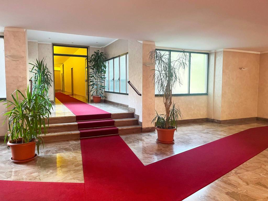 appartamento in vendita a Milano in zona Centro Direzionale