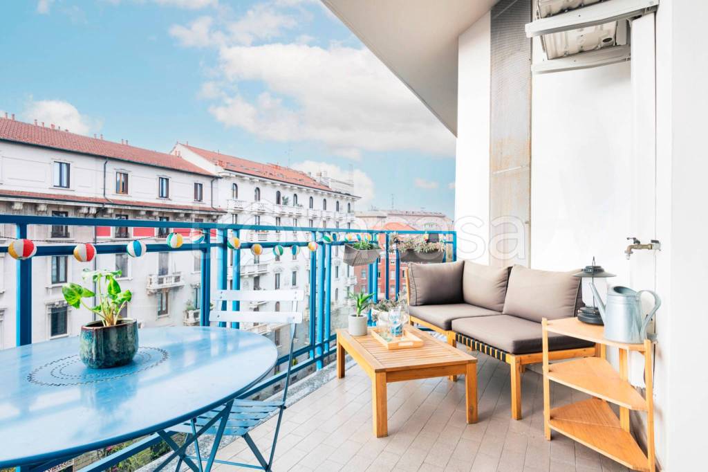 appartamento in vendita a Milano in zona Isola