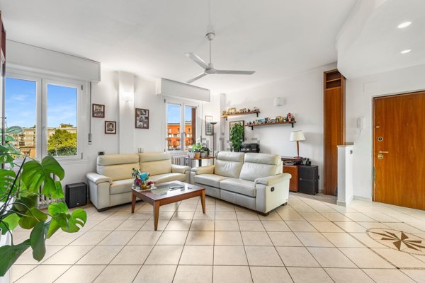 appartamento in vendita a Milano in zona San Siro