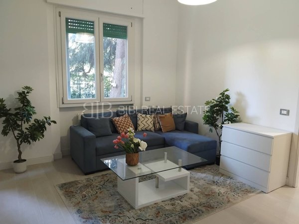 appartamento in vendita a Milano in zona Lorenteggio