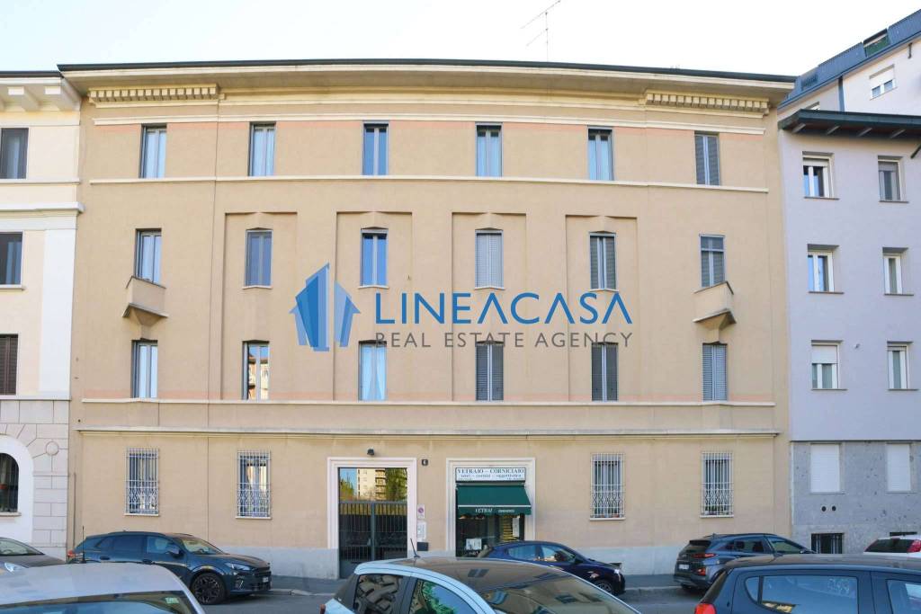 appartamento in vendita a Milano in zona Rembrandt