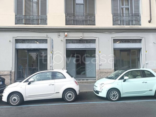 casa indipendente in vendita a Milano in zona Piazzale Lodi