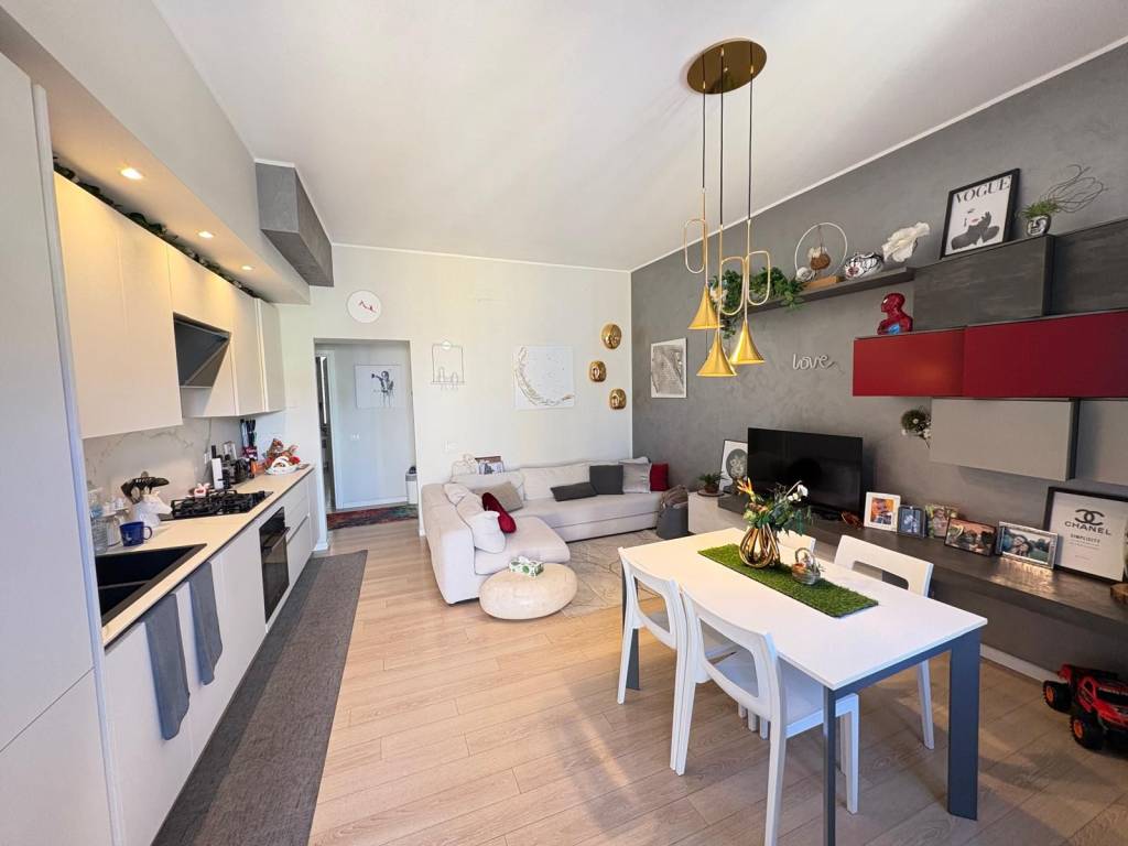 appartamento in vendita a Milano in zona Isola