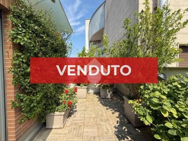 appartamento in vendita a Milano in zona Città Studi