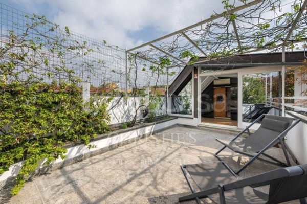 appartamento in vendita a Milano in zona Porta Monforte