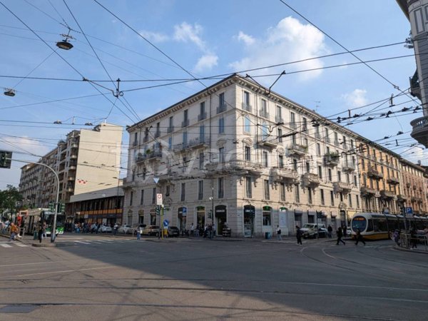 negozio in vendita a Milano in zona Isola